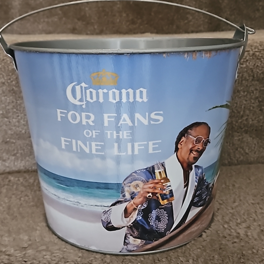 Corona Snoop Dogg theme ice bucket